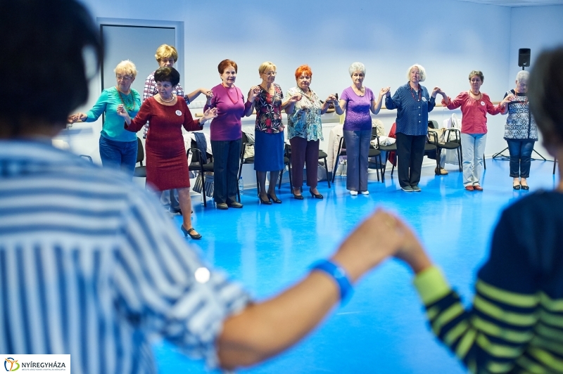 Mozdulj Nyíregyháza senior táncház