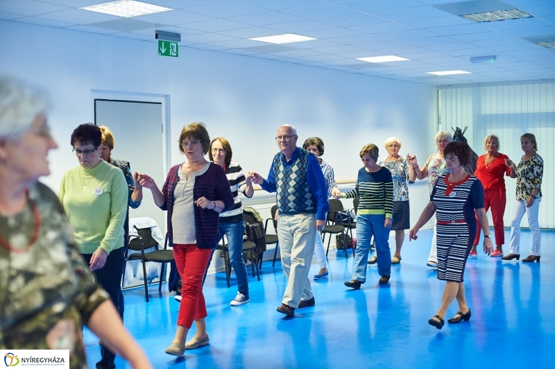 Mozdulj Nyíregyháza senior táncház
