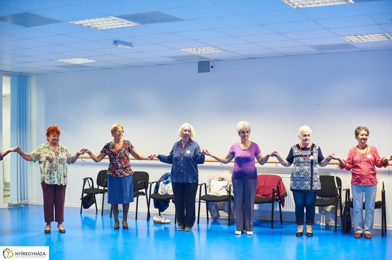 Mozdulj Nyíregyháza senior táncház