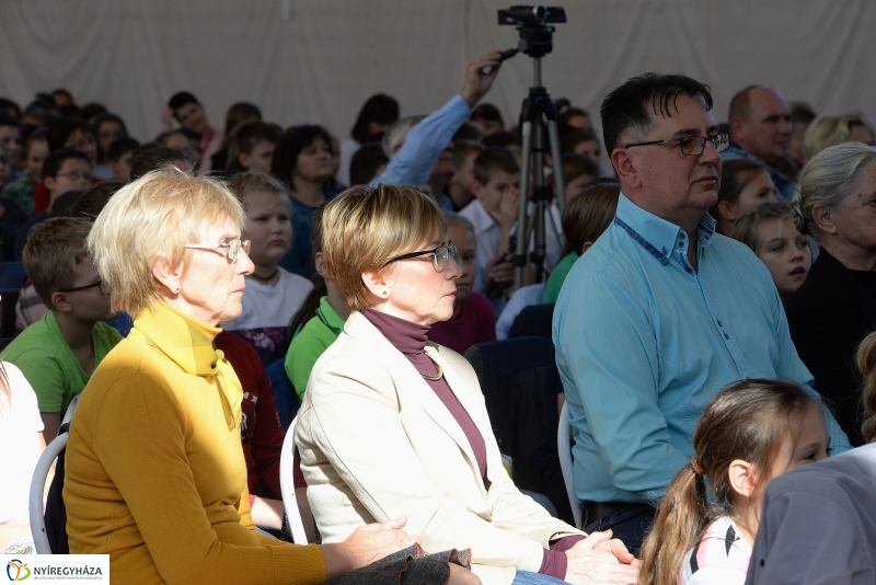 Aranyos iskolák tehetség-gálája - fotó Trifonov Éva