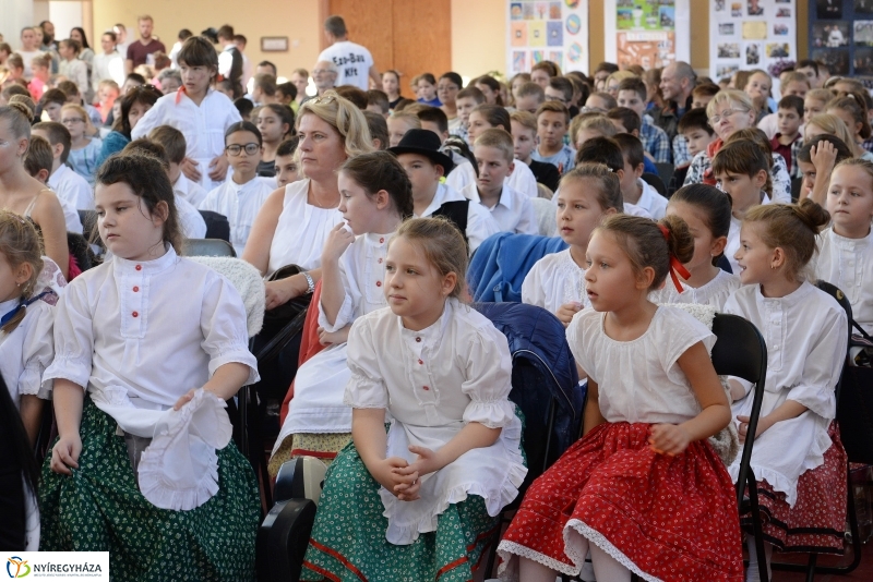 Aranyos iskolák tehetség-gálája - fotó Trifonov Éva
