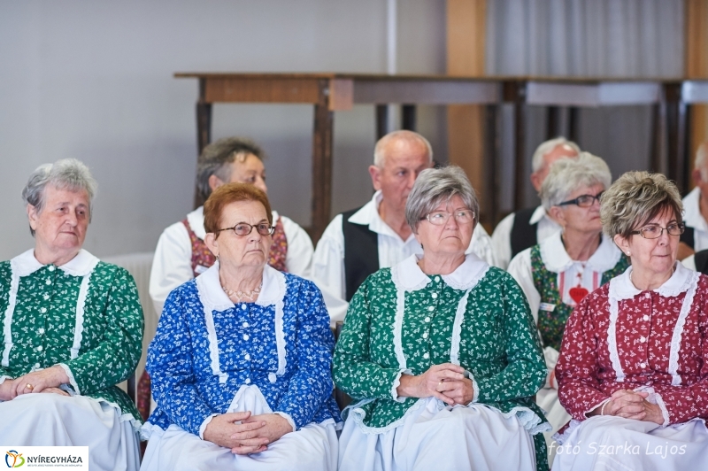 Jubileumi népdalkör - fotó Szarka Lajos