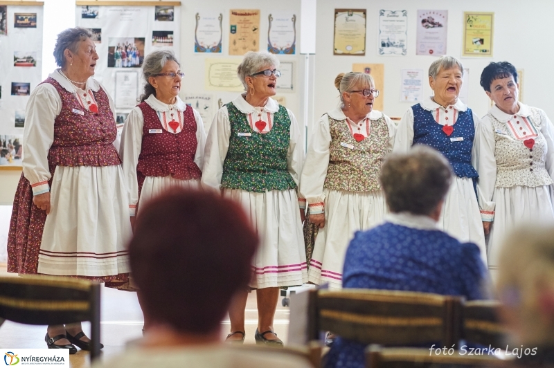 Jubileumi népdalkör - fotó Szarka Lajos