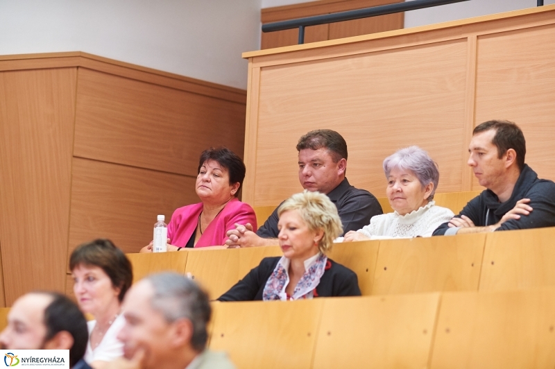 Botanikus konferencia az egyetemen - fotó Szarka Lajos