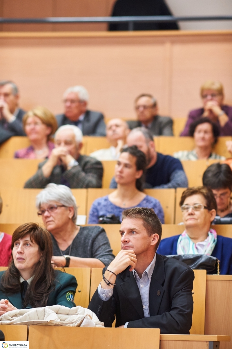 Botanikus konferencia az egyetemen - fotó Szarka Lajos