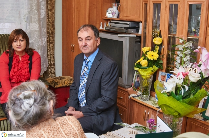 Szépkorú köszöntése Hegyi Miklósné - fotó Szarka Lajos