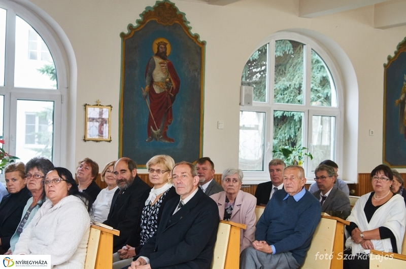 Szépkorú köszöntése Dr Katona István