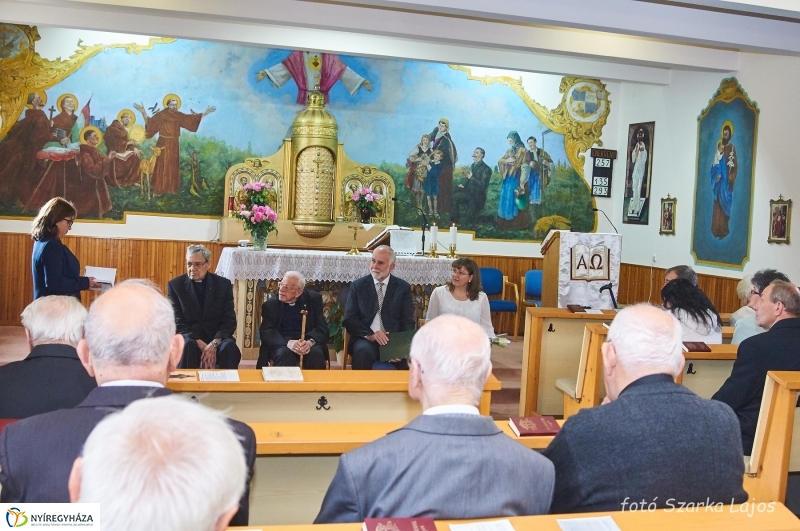 Szépkorú köszöntése Dr Katona István