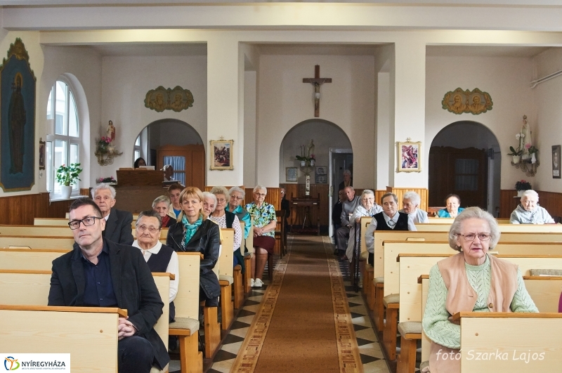 Szépkorú köszöntése Dr Katona István