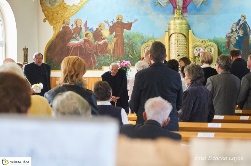 Szépkorú köszöntése Dr Katona István