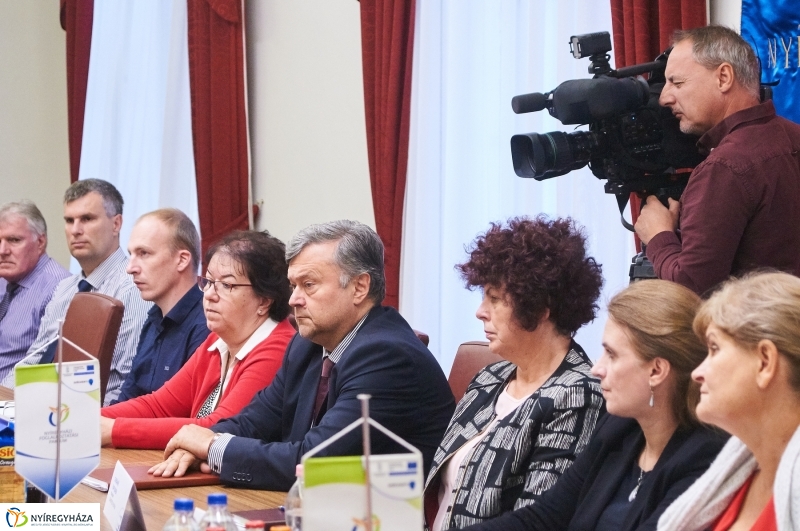 Foglalkoztatási paktum 20181003 - fotó Szarka Lajos