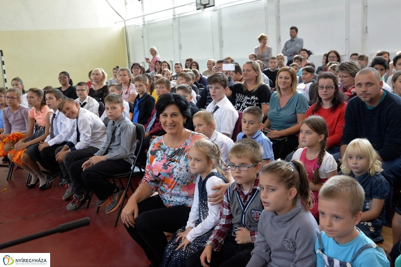 Szőlőszemeket, Szőlőfürtöket avattak 2018 - fotó Trifonov Éva