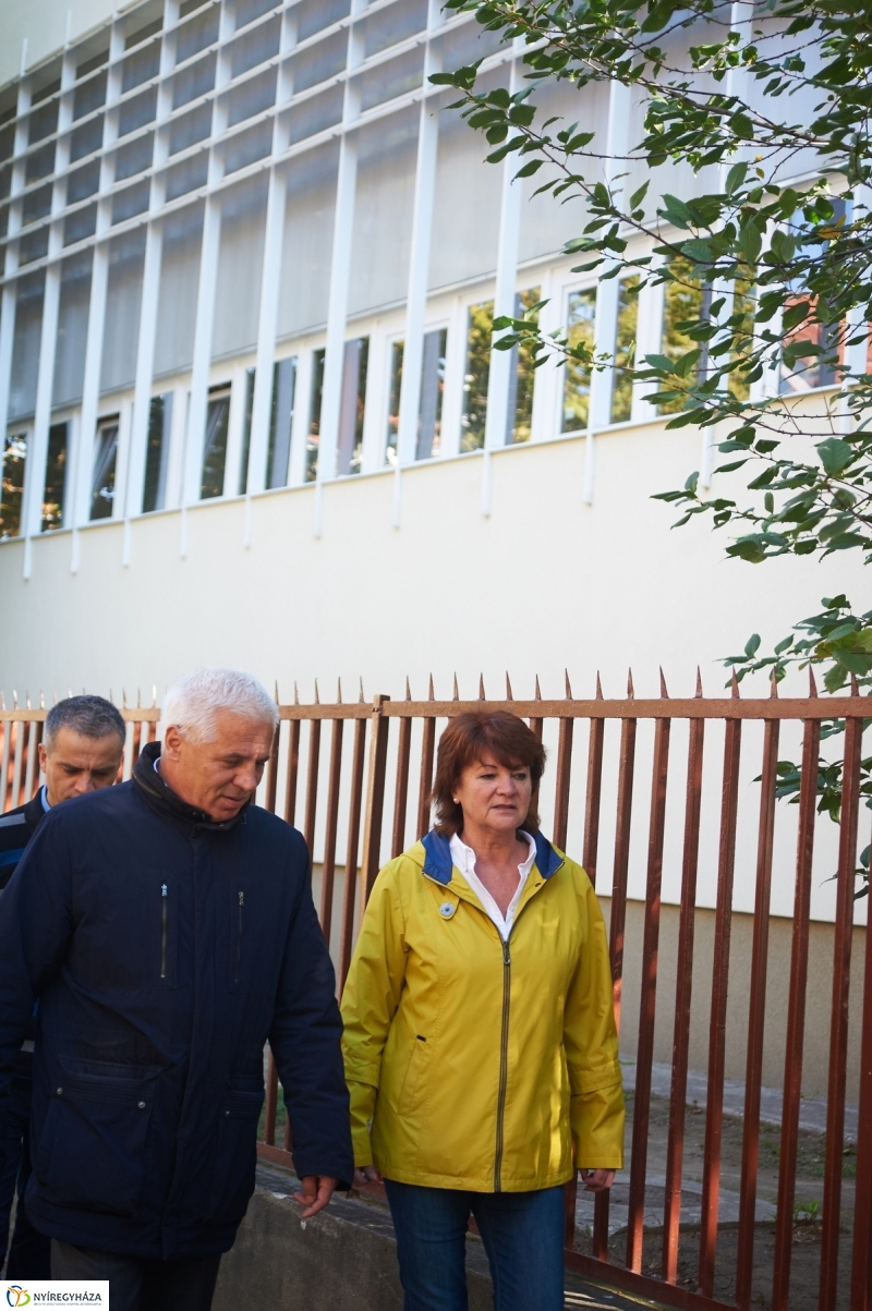 Helyszíni szemle a Vasvári gimnáziumban - fotó Szarka Lajos