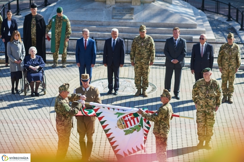 Csapatzászló adományozási ünnepség 1 - fotó Szarka Lajos