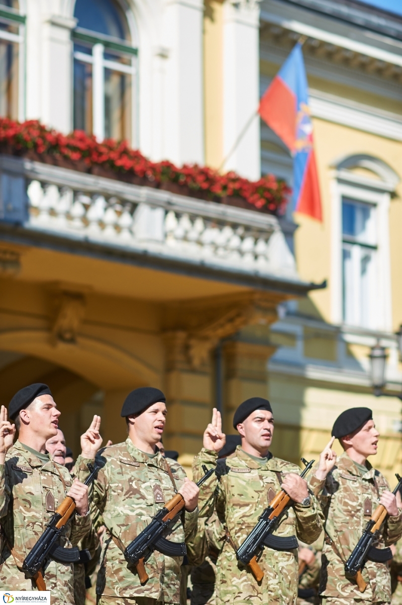 Csapatzászló adományozási ünnepség 2 - fotó Szarka Lajos