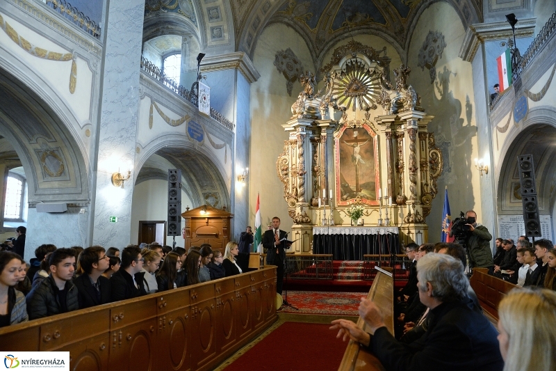 Az Aradi vértanúkra emlékeztek - fotó Trifonov Éva