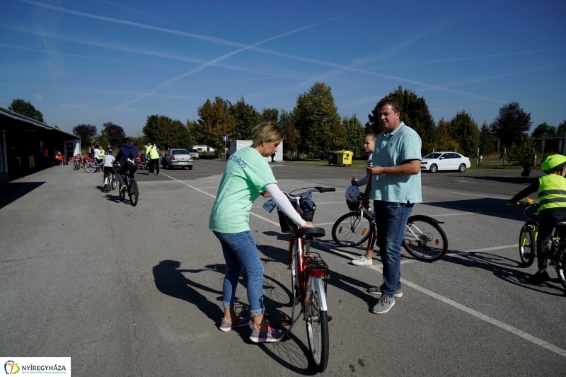 Bringaváros 7.1 kertvárosi pecsétgyűjtő pont - Fotó Kohut Árpád