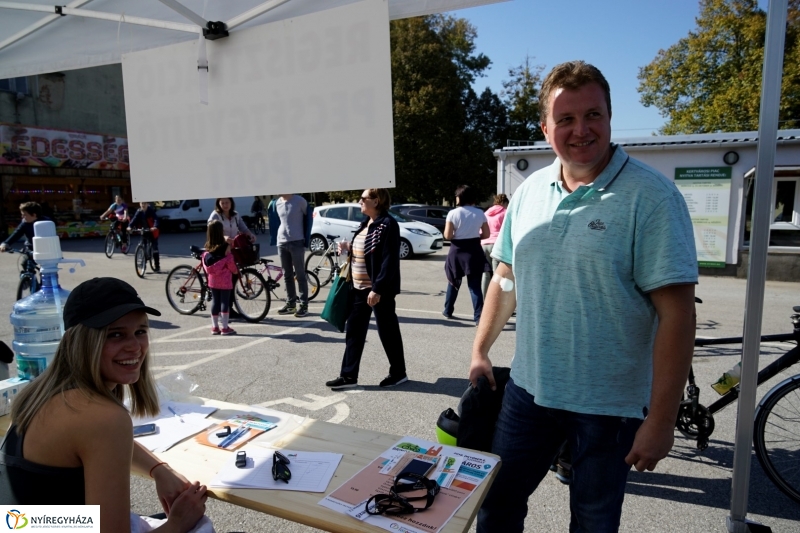 Bringaváros 7.1 kertvárosi pecsétgyűjtő pont - Fotó Kohut Árpád