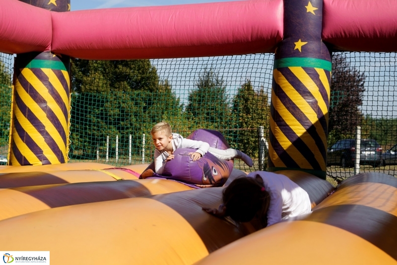 Bringaváros 7.1 kertvárosi pecsétgyűjtő pont - Fotó Kohut Árpád
