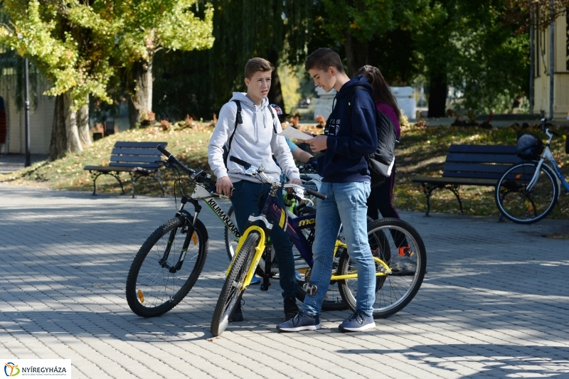 Bringaváros 7.1 Sóstófürdő-fotó Trifonov Éva