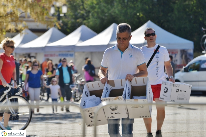 Bringaváros 7.1 Belváros-fotó Trifonov Éva