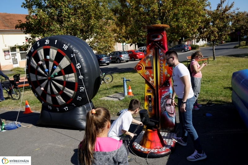 Bringaváros 7.1 100 éves patika pecsétgyűjtő pont - Fotó Kohut Árpád