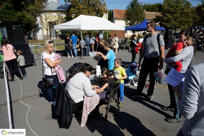 Bringaváros 7.1 100 éves patika pecsétgyűjtő pont - Fotó Kohut Árpád