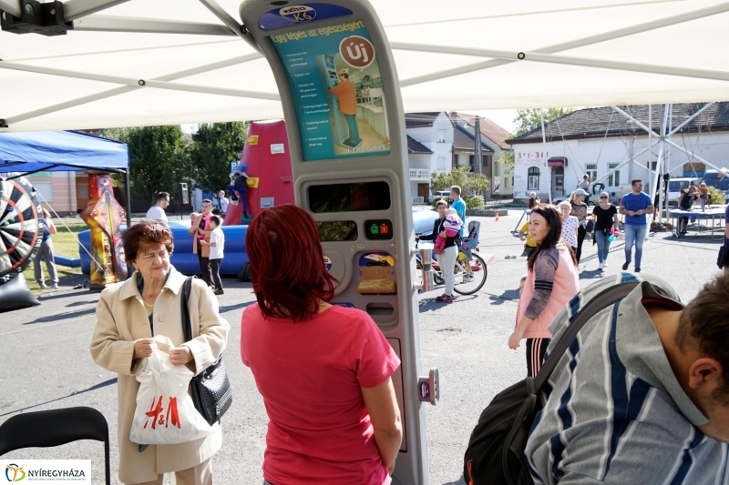Bringaváros 7.1 100 éves patika pecsétgyűjtő pont - Fotó Kohut Árpád