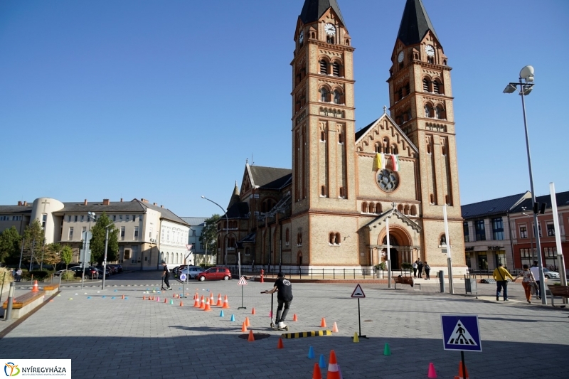 Bringaváros 7.1 délután a Kossuth téren - Fotó Kohut Árpád