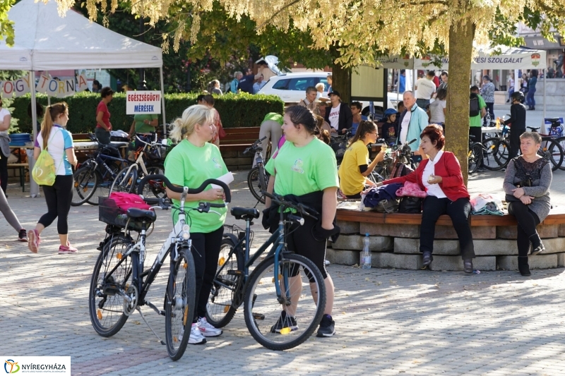 Bringaváros 7.1 délután a Kossuth téren - Fotó Kohut Árpád