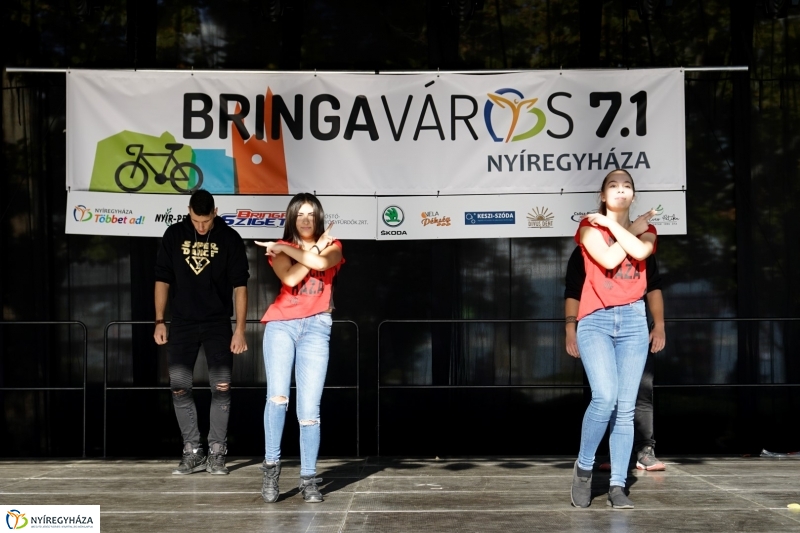 Bringaváros 7.1 délután a Kossuth téren - Fotó Kohut Árpád