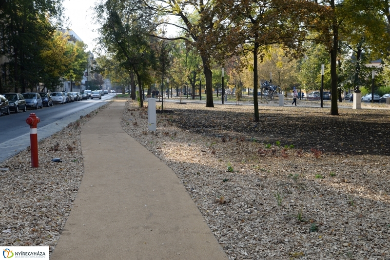 Bessenyei-Benczúr tér átadás - fotó Trifonov Éva