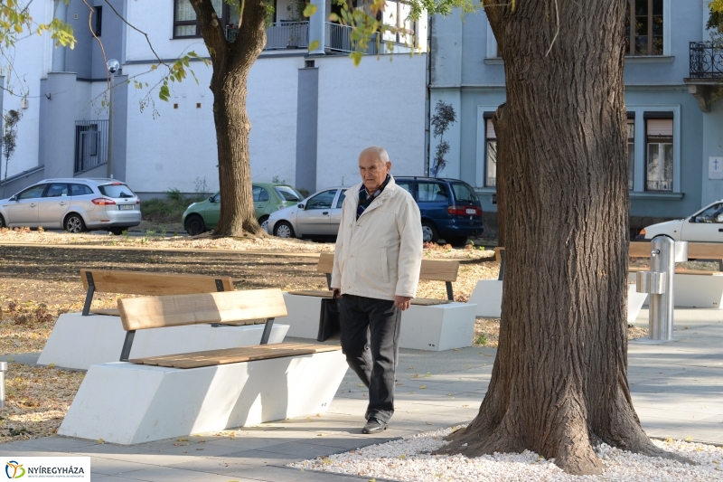 Bessenyei-Benczúr tér átadás - fotó Trifonov Éva