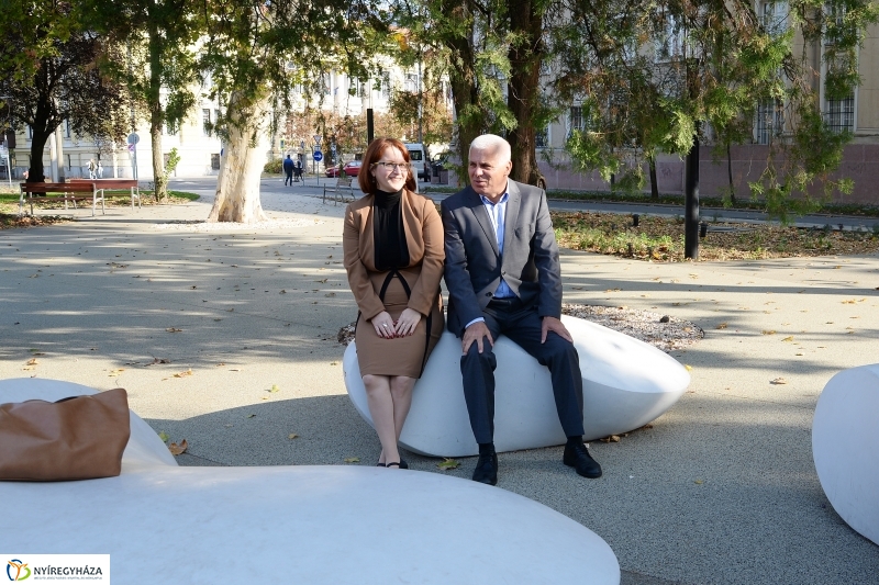Bessenyei-Benczúr tér átadás - fotó Trifonov Éva