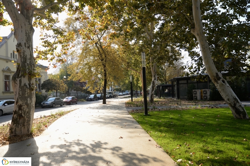 Bessenyei-Benczúr tér átadás - fotó Trifonov Éva