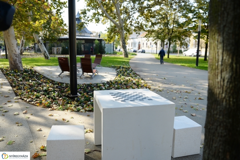 Bessenyei-Benczúr tér átadás - fotó Trifonov Éva