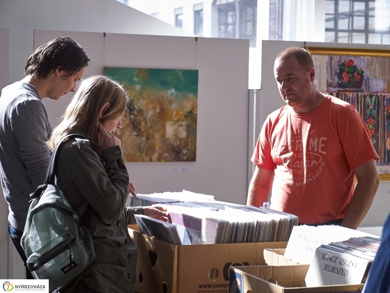 II lemezbörze Nyíregyházán - fotó Szarka Lajos