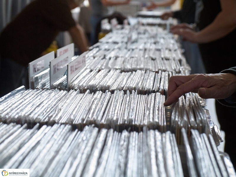 II lemezbörze Nyíregyházán - fotó Szarka Lajos