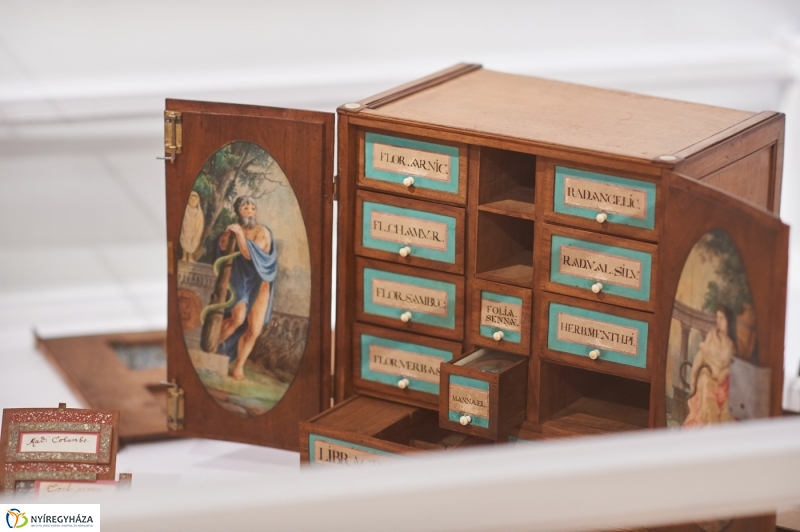 Restaurátorok kiállítás a múzeumban - fotó Szarka Lajos