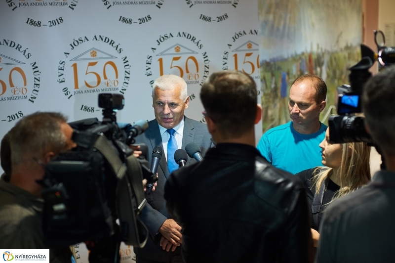 Tovább látogatható a Munkácsy 50 - fotó Szarka Lajos