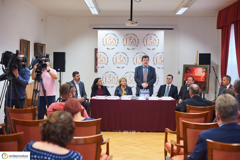 Együttműködési megállapodás a múzeummal - fotó Szarka Lajos