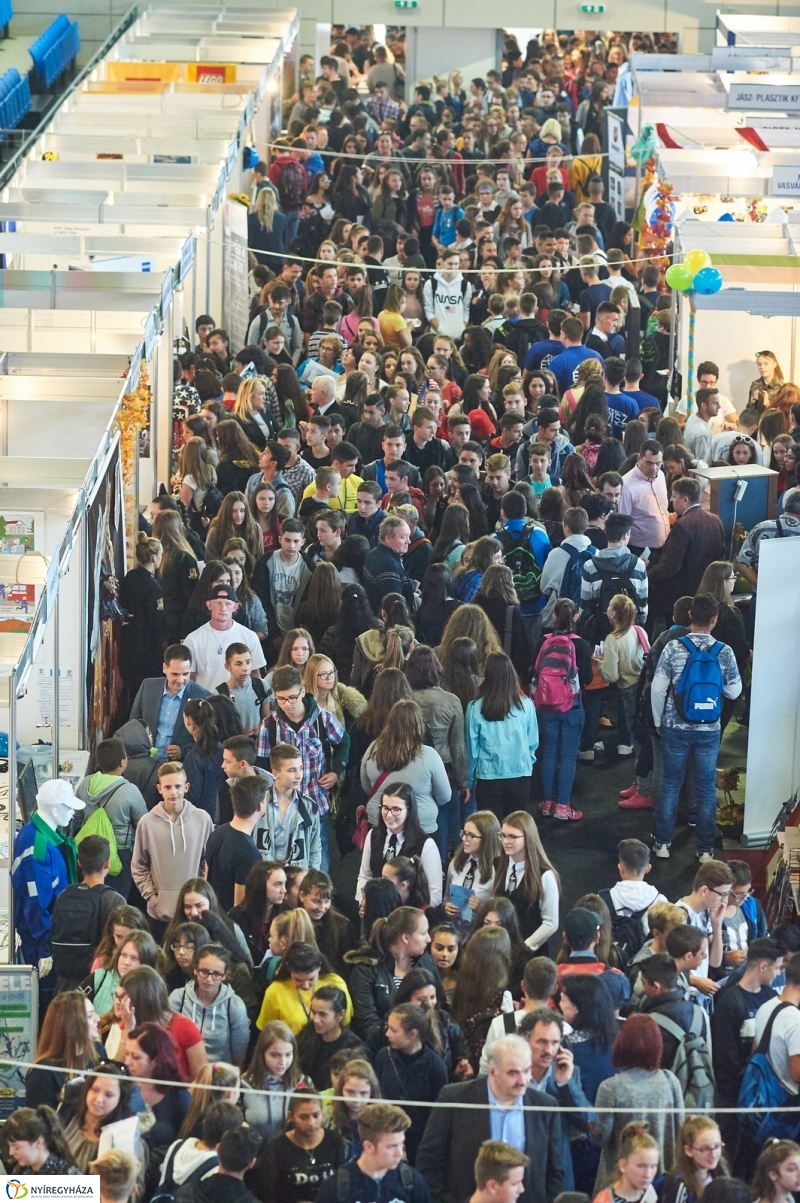 Pályaválasztási Kiállítás 2018  1 - fotó Szarka Lajos