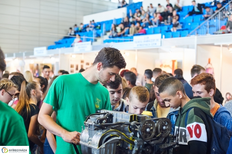 Pályaválasztási Kiállítás 2018  1 - fotó Szarka Lajos