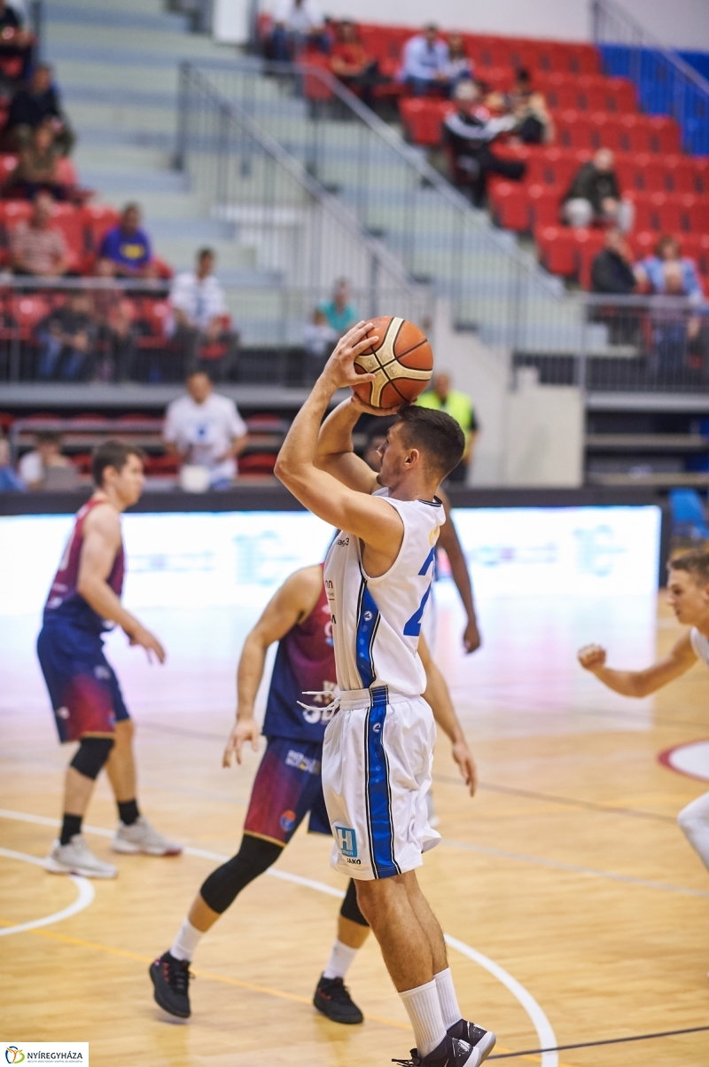 Blue Sharks - Vasas kosárlabda - fotó Szarka Lajos