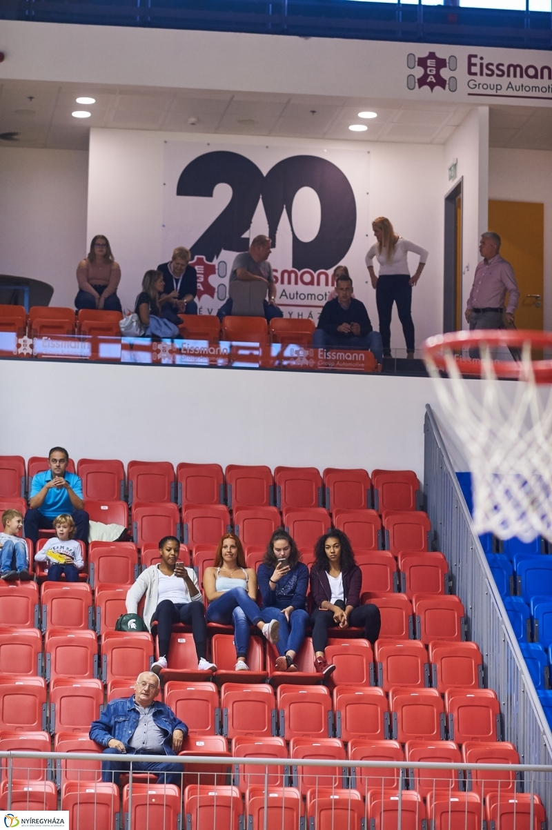 Blue Sharks - Vasas kosárlabda - fotó Szarka Lajos