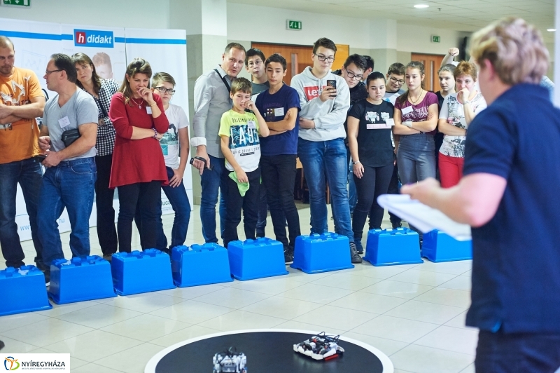 LEGO Education az egyetemen - fotó Szarka Lajos