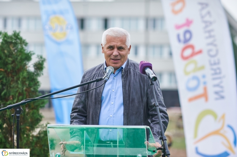 Városi uszoda alapkőletétele - fotó Szarka Lajos