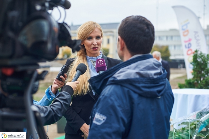 Városi uszoda alapkőletétele - fotó Szarka Lajos