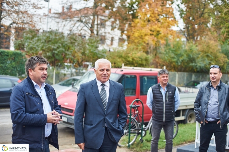Helyszíni bejárás a Júlia Fürdőben - fotó Szarka Lajos