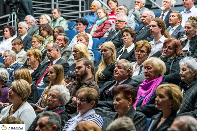 Ünnepi megemlékezés a Váci Mihály Kulturális Központban